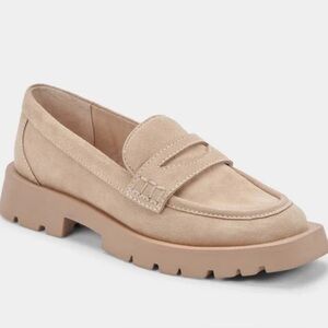 Dolce Vita Elias Suede Dune Women’s Loafers Size 6.5